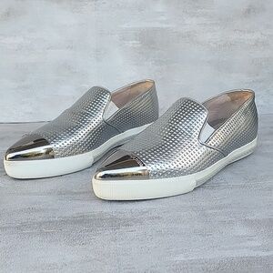 Miu Miu Metallic Leather Cap Toe Sneakers Silver Flat Athleisure EU 36